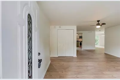 5266 Long Green Lane, Stone Mountain, GA 30088 - Photo 3