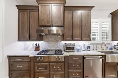 1041 Pine Grove Avenue NE, Atlanta, GA 30319 - Photo 23