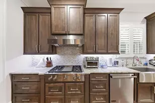 1041 Pine Grove Ave NE, Atlanta, GA 30319 - Photo 23