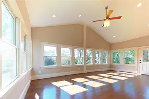 1041 Pine Grove Ave NE, Atlanta, GA 30319 - Photo 19