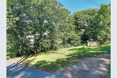 669 Jackson Street, Buford, GA 30018 - Photo 3