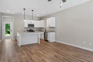 109 Haygood Pl, Carrollton, GA 30117 - Photo 3