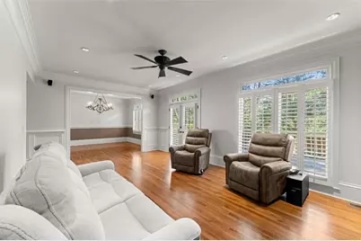 567 N Palisades Circle SE, Marietta, GA 30067 - Photo 9