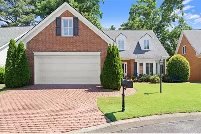 567 N Palisades Circle SE, Marietta, GA 30067 - Photo 1