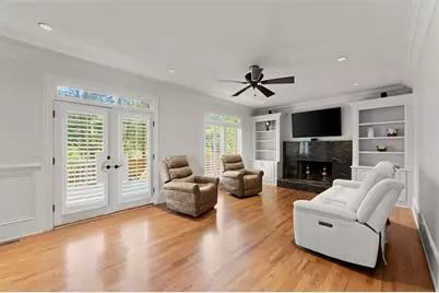 567 N Palisades Circle SE, Marietta, GA 30067 - Photo 7