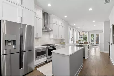 4302 Parkside Place, Atlanta, GA 30342 - Photo 9