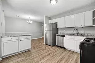 7550 Kevin Pl, Jonesboro, GA 30236 - Photo 7