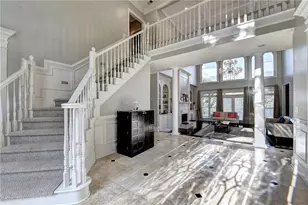 645 Falls Bay Ct, Alpharetta, GA 30022 - Photo 5