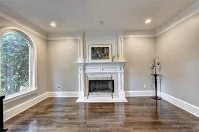645 Falls Bay Court, Alpharetta, GA 30022 - Photo 11