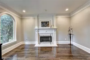 645 Falls Bay Ct, Alpharetta, GA 30022 - Photo 11