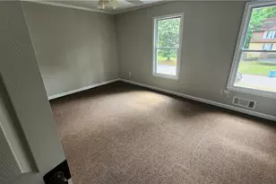 2595 Golfview Terrace SE, Conyers, GA 30013 - Photo 3