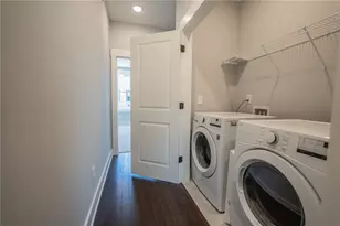 1048 Claudette Colvin Ct, Atlanta, GA 30318 - Photo 25