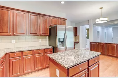 2860 Maple Springs Court, Marietta, GA 30064 - Photo 5
