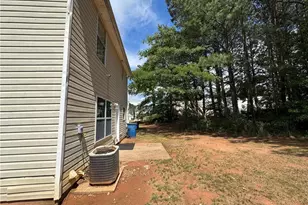 330 Crestfield Cir, Covington, GA 30016 - Photo 9