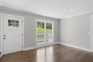 7900 Sweetwater Dr, Douglasville, GA 30135 - Photo 9