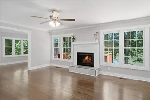 7900 Sweetwater Dr, Douglasville, GA 30135 - Photo 11