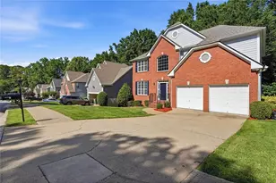 3938 Lullwater Main NW, Kennesaw, GA 30144 - Photo 3