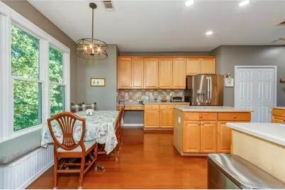 320 Hillside Manor Drive, Sugar Hill, GA 30518 - Photo 23