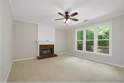 320 Hillside Manor Drive, Sugar Hill, GA 30518 - Photo 9