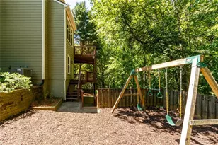 320 Hillside Manor Dr, Sugar Hill, GA 30518 - Photo 75