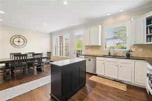 1192 Brookhaven Glen NE, Atlanta, GA 30319 - Photo 7