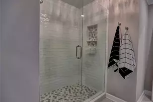 215 Hidden Meadow Dr, Alpharetta, GA 30004 - Photo 23