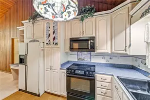 7755 Kings Point Dr, Cumming, GA 30041 - Photo 15