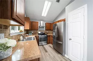 3405 Jones Ferry Ln, Alpharetta, GA 30022 - Photo 7