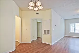 8102 Woodland Ln, Alpharetta, GA 30009 - Photo 11
