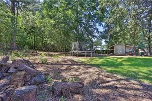 3285 Brownlee Ln, Lilburn, GA 30047 - Photo 29