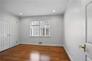 105 Spruell Springs Rd, Atlanta, GA 30342 - Photo 17