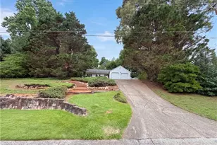 158 Colemans Bluff Dr, Woodstock, GA 30188 - Photo 17