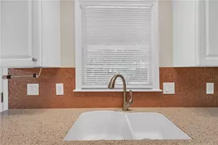 275 Rose Ivy Ct, Lawrenceville, GA 30043 - Photo 19