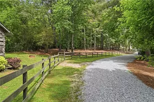 7445 Fox Hat Ln, Cumming, GA 30028 - Photo 3