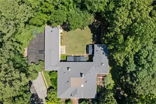 710 Walnut Dr, Marietta, GA 30064 - Photo 3