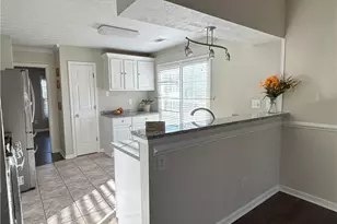 4870 Camberbridge Dr, Alpharetta, GA 30022 - Photo 5