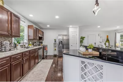 1085 Azalea Circle, Marietta, GA 30062 - Photo 9