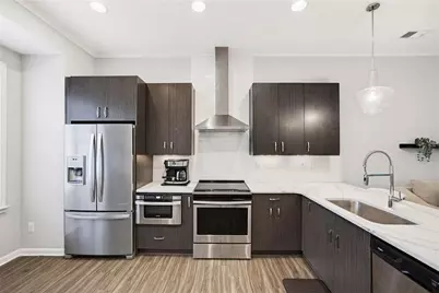 629 Broadview Place NE, Atlanta, GA 30324 - Photo 1