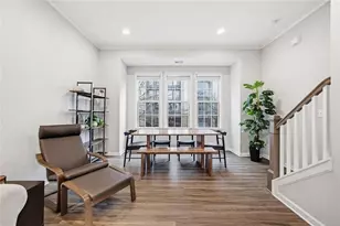 629 Broadview Pl NE, Atlanta, GA 30324 - Photo 9