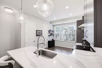 629 Broadview Place NE, Atlanta, GA 30324 - Photo 5