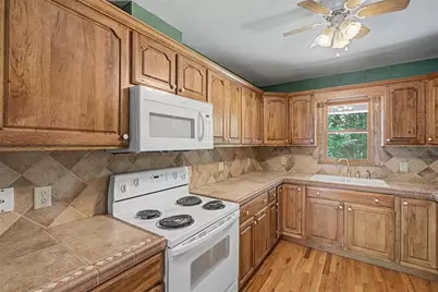 269 W Hermitage Road NE, Rome, GA 30161 - Photo 7
