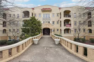 2855 Peachtree Rd NE, Atlanta, GA 30305 - Photo 1