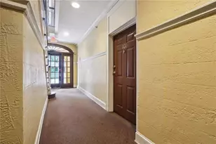 2855 Peachtree Rd NE, Atlanta, GA 30305 - Photo 3