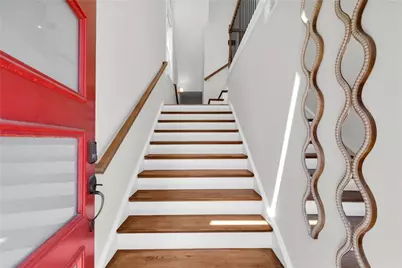1053 Brandsford Street NW, Atlanta, GA 30318 - Photo 11