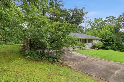 3975 Phylis Place, Decatur, GA 30035 - Photo 3