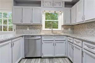 3839 Cotswold Dr SW, Lilburn, GA 30047 - Photo 35