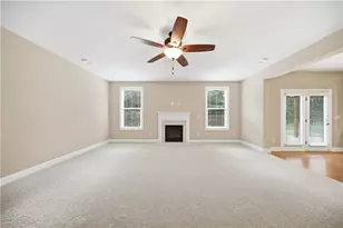6565 Bentley Ridge Dr, Cumming, GA 30040 - Photo 3
