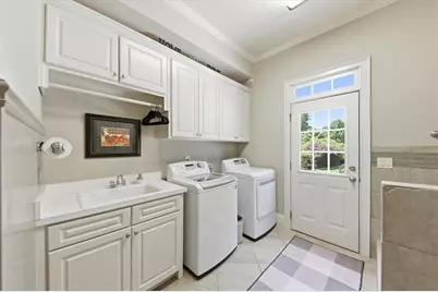 5118 Deer Creek Court, Flowery Branch, GA 30542 - Photo 39