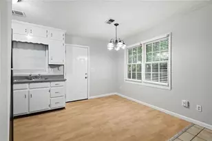 2124 Golfview Dr SE, Conyers, GA 30013 - Photo 9