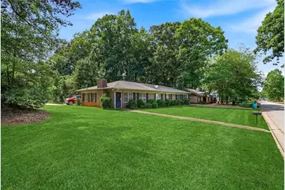2124 Golfview Drive SE, Conyers, GA 30013 - Photo 3